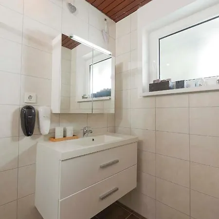 Rikli Near Bled 아파트