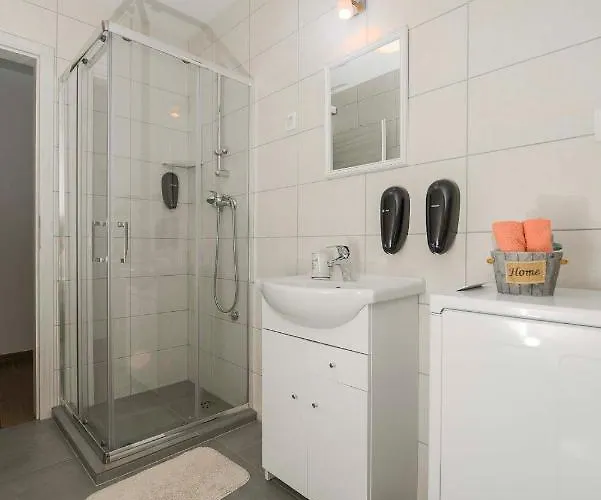 Daire Rikli Near Bled *