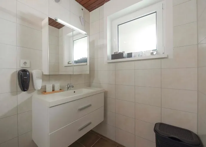 Rikli Near Bled Daire *